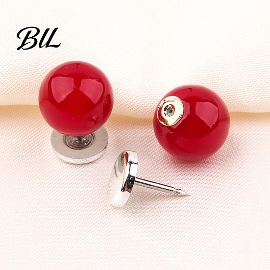 Neckline Fixation Clips 5Pcs Fake Pearl Buttons for Clothing, Removable Decorative Brooch Pins, No Invisible Clothing Fasteners Sew Safety Pins Shirt