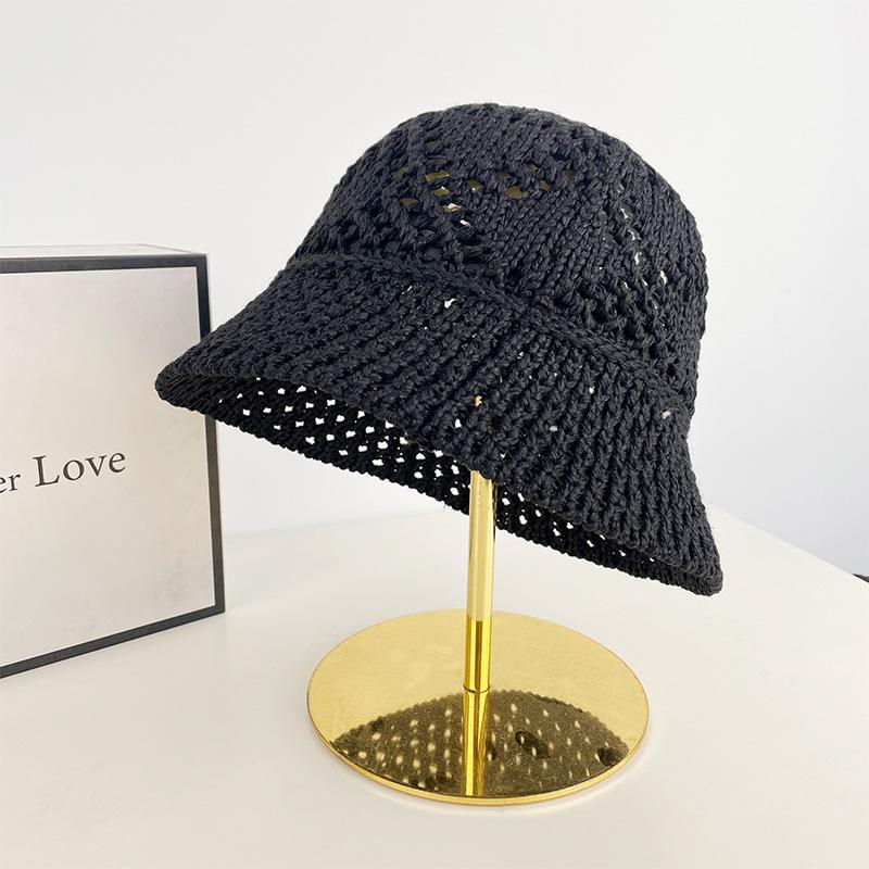 Japanese-style crochet straw hat for women, summer breathable thin sun protection hat, versatile for a natural look, makes the face appear smaller,
