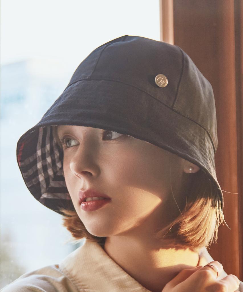 Chyami Trudy Reversible Black Bucket