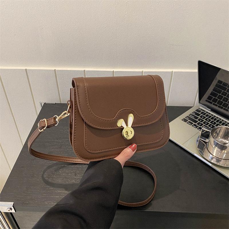 Feel the Small Bag, the New Women's Bag Is Trendy and Fashionable, and the Versatile Messenger Bag Is Now Popular for Shoulder Small Square Bags.