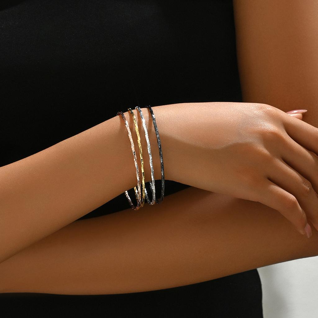 ins Xiaoxiangfeng Fashion OL Women's Multi-layer Bracelet 18K Electroplating Alloy Niche Design Bracelet Plain Ring Bracelet