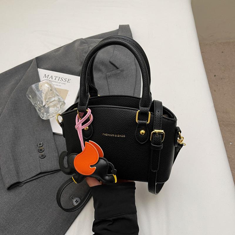 Niche Handbag Women's New Fashion Versatile Shoulder Shell Bag High-end Messenger Bag