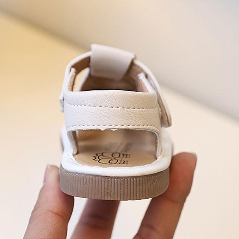 Summer Sandals for Baby Girls 0-1-2 Years Old, Soft-Soled Infant Walking Shoes, Floral Squeaky Shoes with Closed-Toe Design.