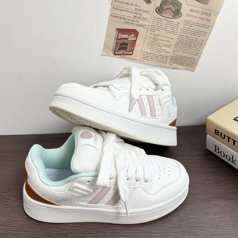 White Powder Moon Thick-soled Letters Low-top Men's and Women's Moral Training Board Shoes Ins Guochao Niche Design Casual Couple Bread Shoes