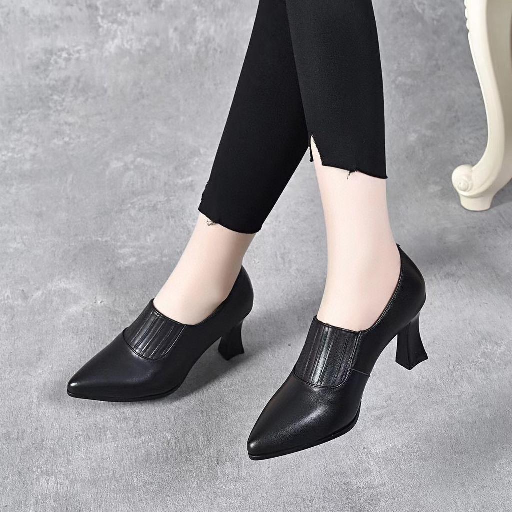 Pointed stiletto high heels women's spring British black first-layer cowhide organ pleated deep mouth single shoes fashion shoes
