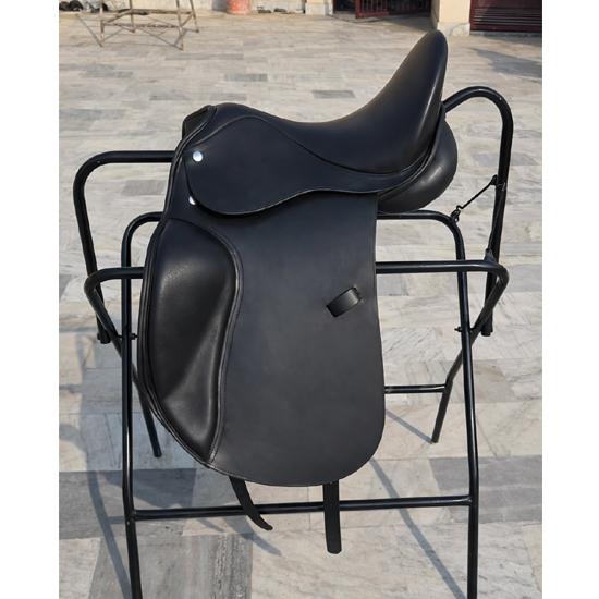 Leder Dressursattel mit doppeltem Sattelblatt und wechselbaren Kammern – Elegantes Cantle-Design