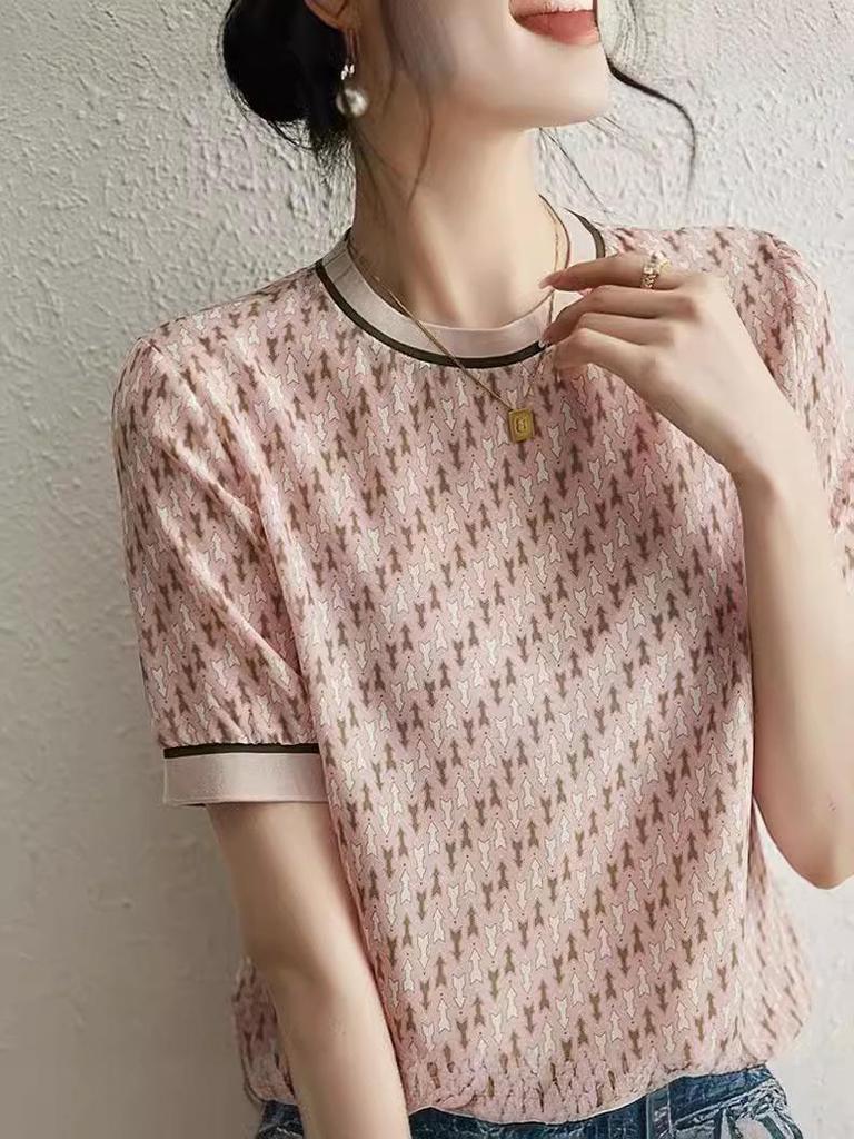 Damen Pinkes Seiden-T-Shirt mit geometrischem Druck - Kurzärmelig, Rundhalsausschnitt, Sommerstil