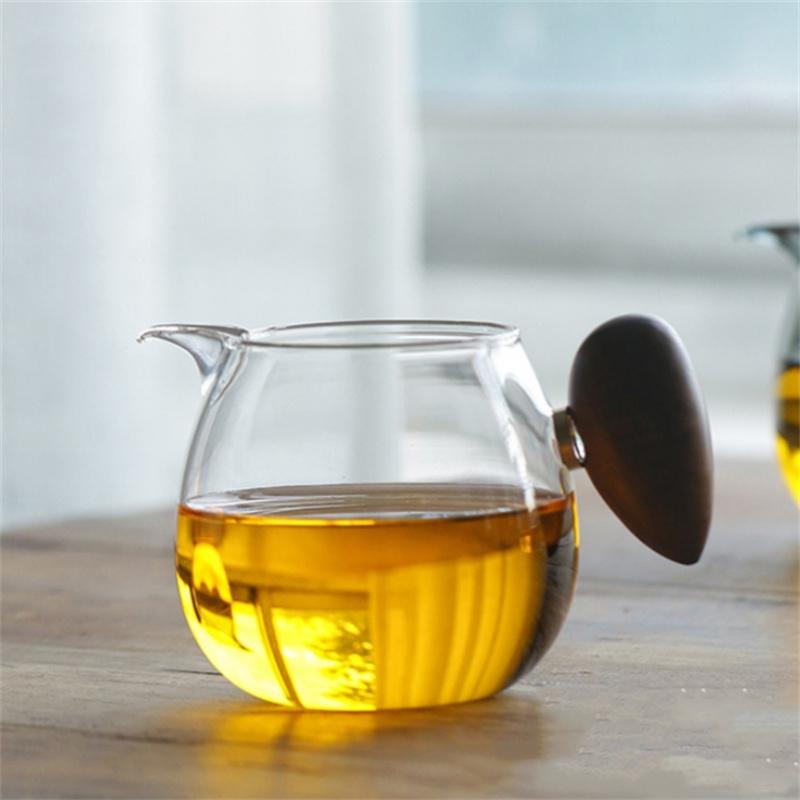 

300ML Heat-resistant Glass Tea Pitcher Fair Cup With Wooden Handle Justice Cup Chahai Kung Fu Teacup Tea Set Accessories Teaware 300ml чистый
