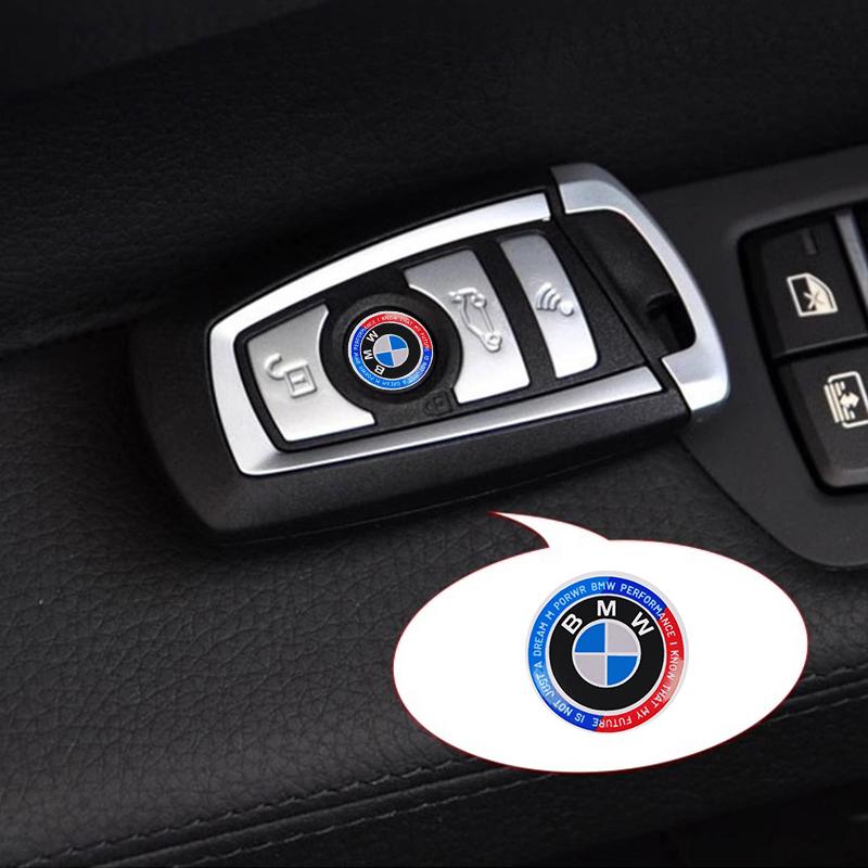 2026 Caldo 5 Pezzi/10 Pezzi Adesivi Emblema Chiave Telecomando Auto Per Serie BMW X5 X6 E28 E90 F20 GT G05 G11 E48 i3 i4 G42 G26 M3 M4 M5 F93 F92 sbfu3