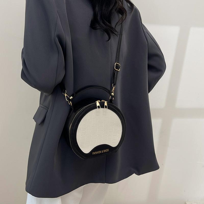 Stylish Women's Trendy Pu Leather Round Bag With Unique Design For Casual Outfits