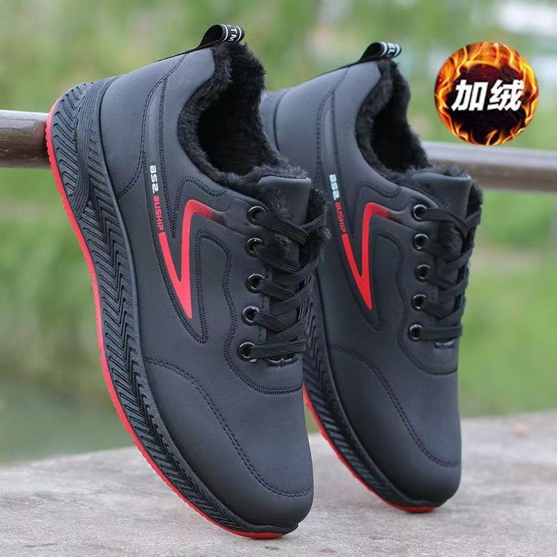 Velvet Men's Cotton Shoes Thickened Warm and Non Slip Sports Cotton Boots Flat Sole Casual Waterproof and Breathable Men's Shoes