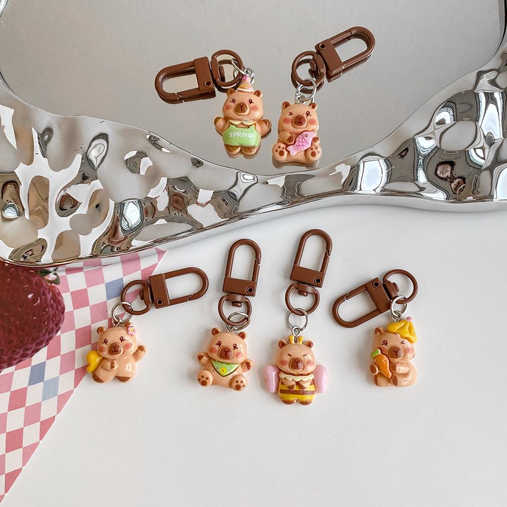 Capybara Keychain Pendant - Cute Graduation Gift for Schoolbags, Backpacks, and More
