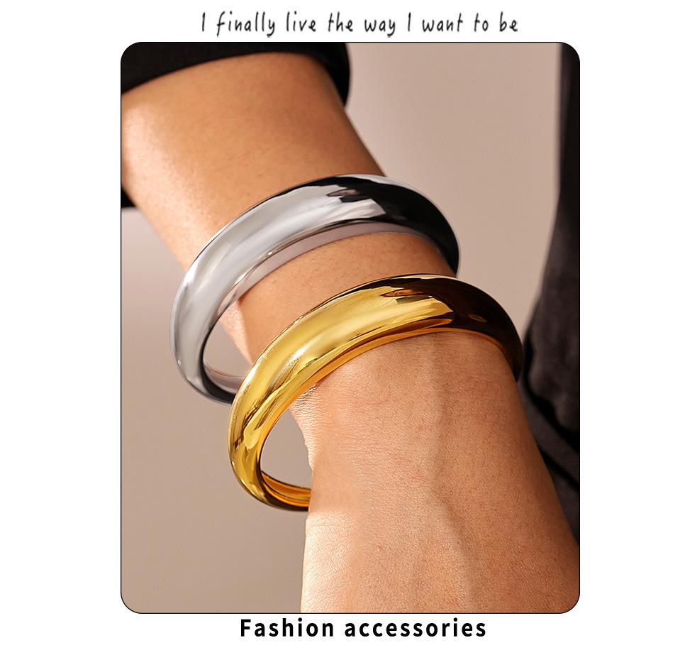 INS Style 18K Gold Plated Crescent C-Shaped Polished Titanium Steel Bangle for Women