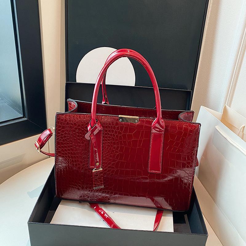 Luxury Crocodile Pattern PU Leather Shoulder Bag for Women Large Capacity Top-Handle Crossbody Tote Sac