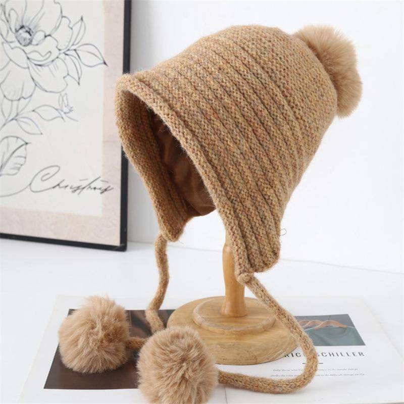 New Autumn and Winter Cute Hairball Ear Protection Knitted Hat, Cold Protection and Warmth, Big Head Circumference and Small Wool Hat