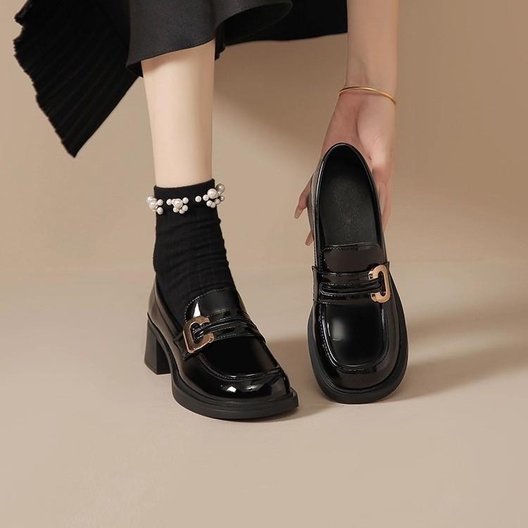 Small Leather Shoes Women's British Style 2025 New Autumn and Winter Velvet Jk with Skirt Loafers Versatile Platform Women's Shoes