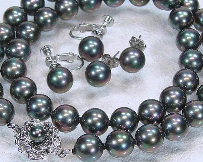 [Your and My Jewelry Box] Black Pearl Necklace and Earrings Set - Peacock Color  Black Mother-of-Pearl Pearls 10.0mm Up, 42cm Size Made In Japan