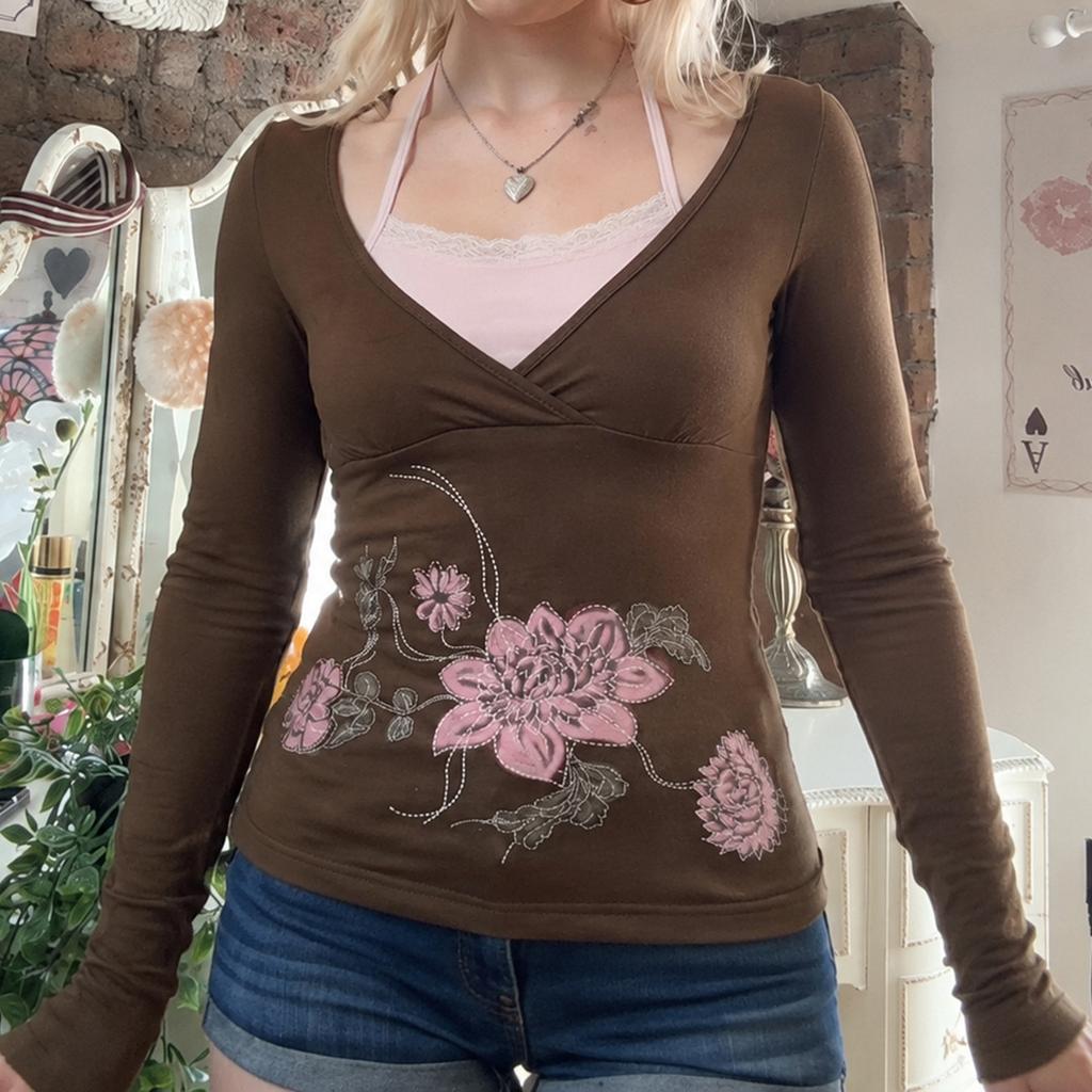 French girly neck strap floral print fake two-piece T-shirt slim and thin autumn new long-sleeved top