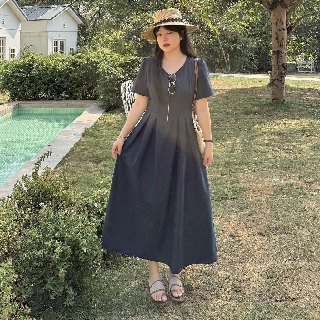 Zhi Xuan Plus Size Women's High-Intelligence Slimming Work Dress, Summer 2026, Waist-Cinching Mid-Length Skirt.