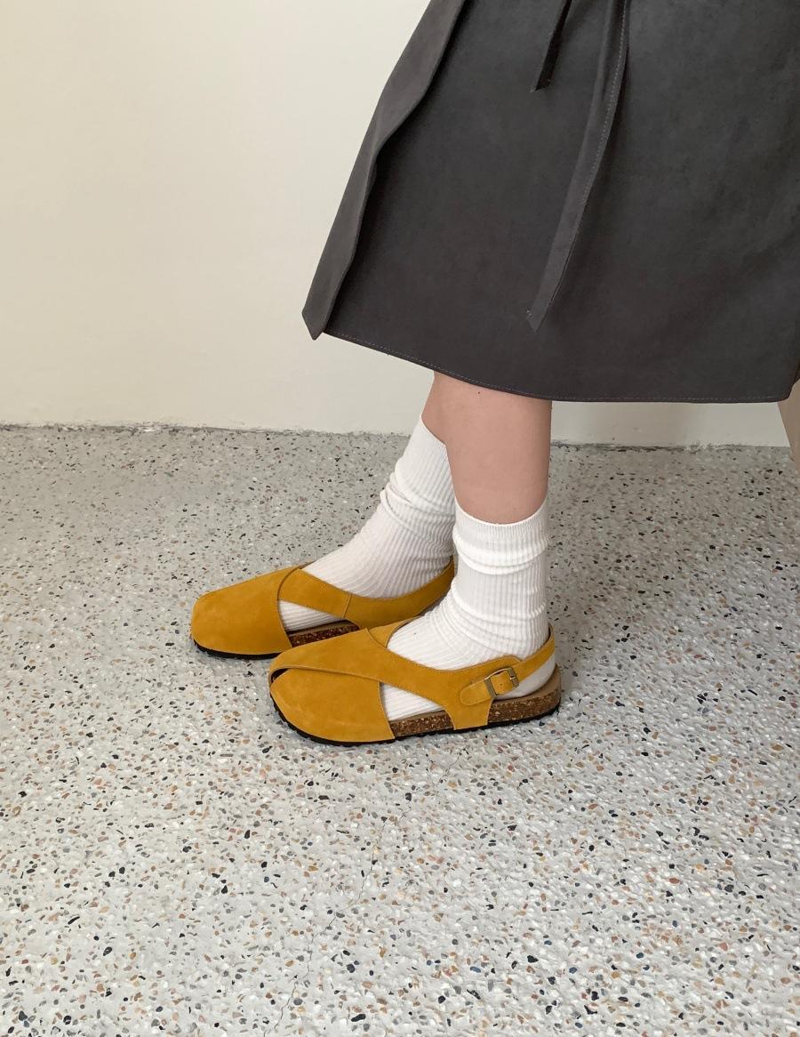 

Leather fairy style Korean version 2025 summer new Mori casual Roman shoes bag head flat sandals female 39 жёлтый