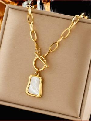 1 pz Collana in acciaio inossidabile con catena di perline bianche vintage color oro per donna, catena per maglione corta, stile cool e tutto abbinato