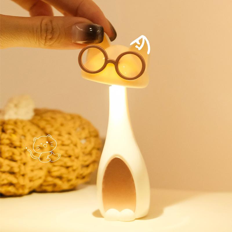 LED Night Light Cartoon Cute Pet Cat USB Charging LED Night Light Room Bedroom Bedside Sleep Light Dormitory Decorative As Gift