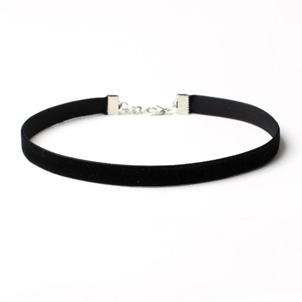 Vintage Gothic Black Geometric Flower Choker Necklace for Women