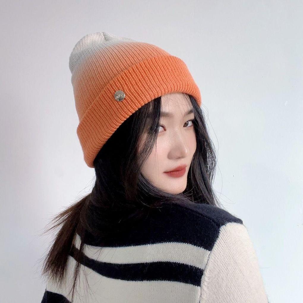 Women s Winter Gradient Knit Orange Fashion Beanie Hat