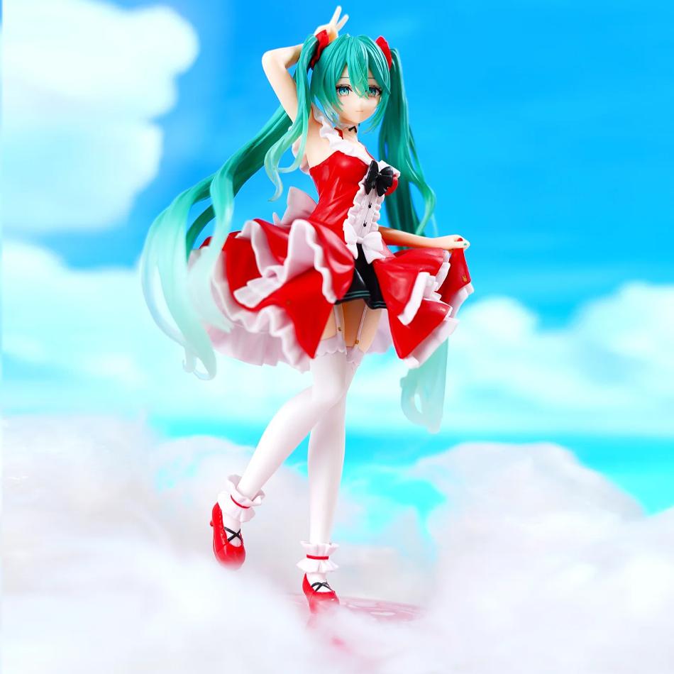 Anime hatsune miku figure mini character ornaments kawai pink green hatsune table decoration for home adult toy kid birthday
