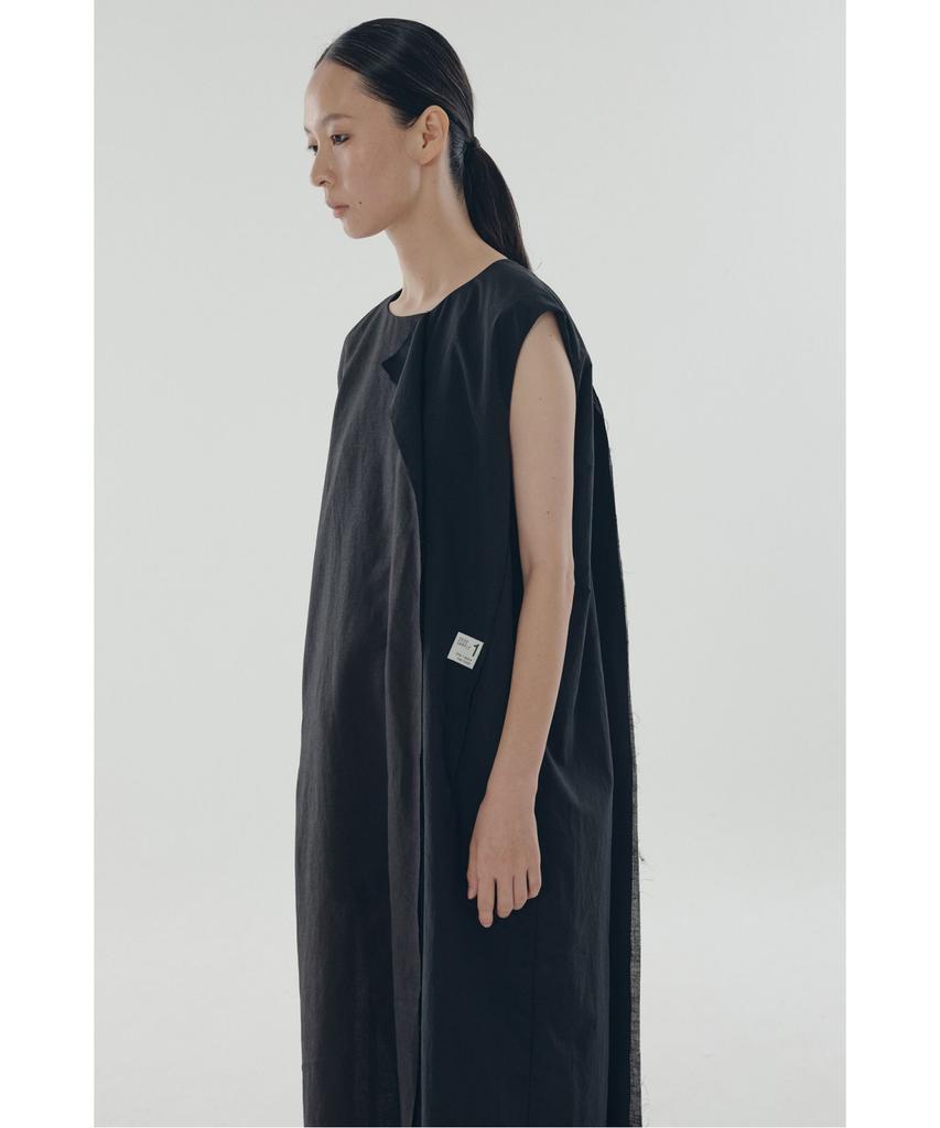 RECODE Split Square Sleeveless Dress_Rqdam25556Bkx