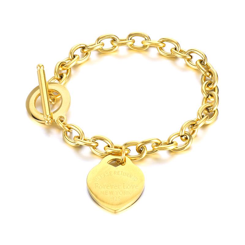 Náramek z titanové oceli ve tvaru srdce s OT zapínáním a přívěskem s anglickým písmenem