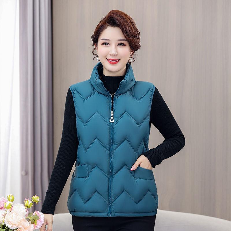 Light Purple Quilted Vest for Women - Chic, Warm, Sleeveless Polyester Top with Zipper Closure for Spring/Fall