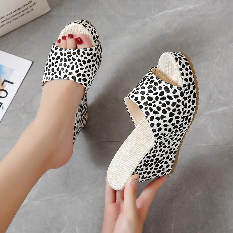 Fashion Slippers Women Heeled Sandals Ladies Shoes Heels Platform One Word Slipper Designer Wedge Suede Large Size Waterproof Summer New