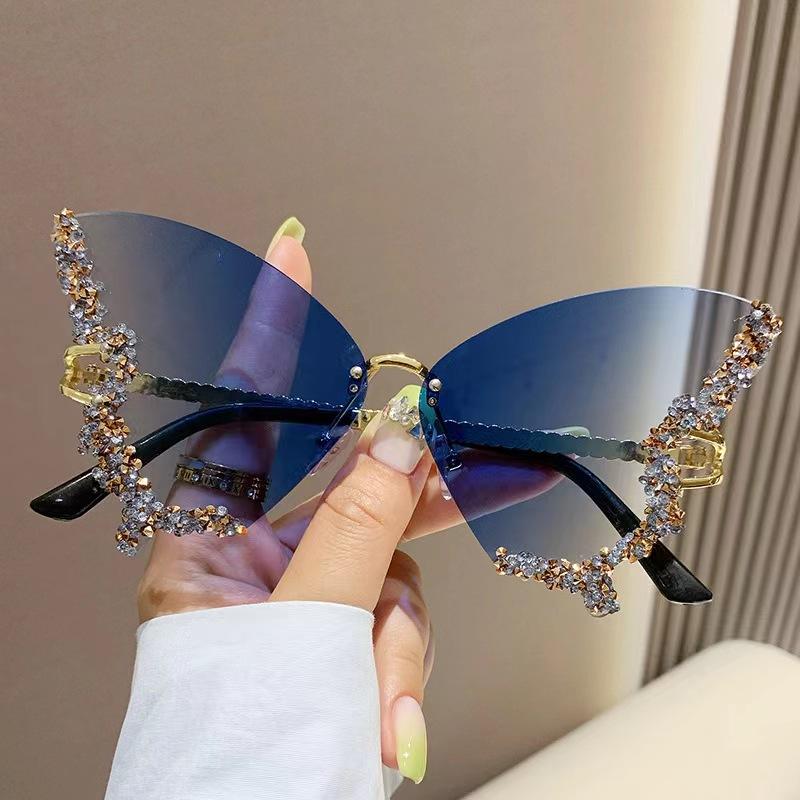 Luxury Diamond Butterfly Sunglasses Women Brand Y2k Vintage Rimless Oversized Sun Glasses Ladies Eyewear Gafas De Sol
