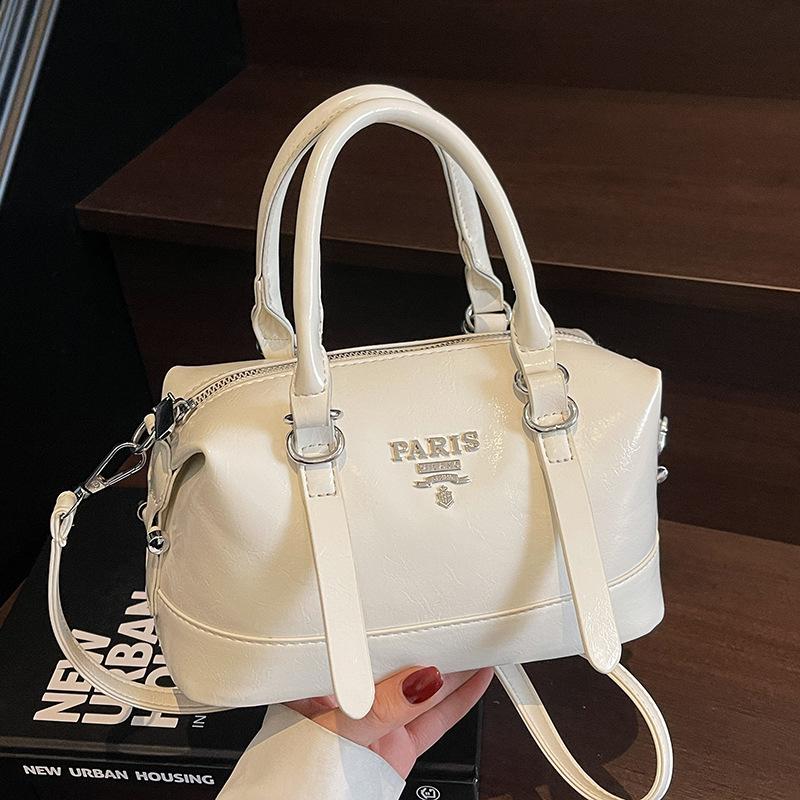 Hot Sale Korean Simple Retro Style Portable Boston Bag Women's Premium Commuter Temperament Soft Leather Messenger Bag