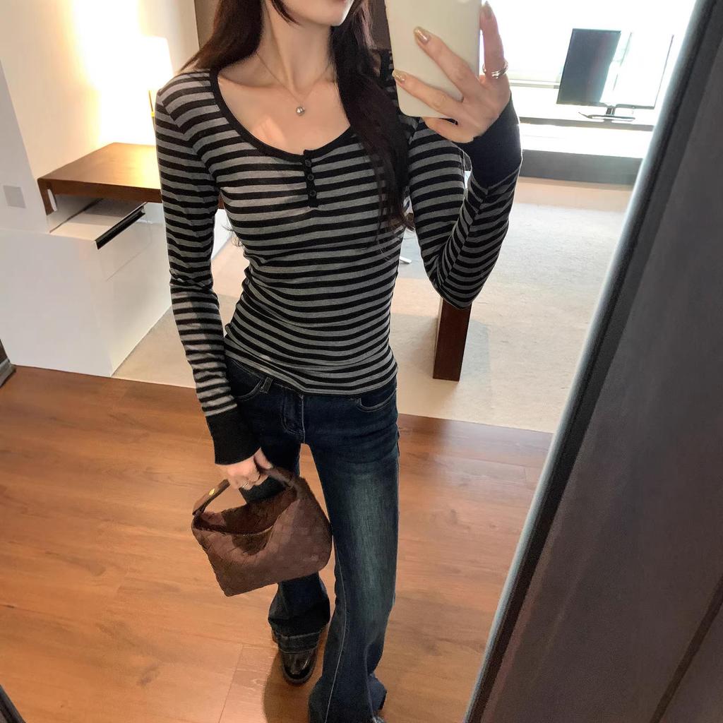 Spicy Girl Retro Stripe Slimming Long Sleeve Base Shirt - Women's Spring/Autumn Korean Style