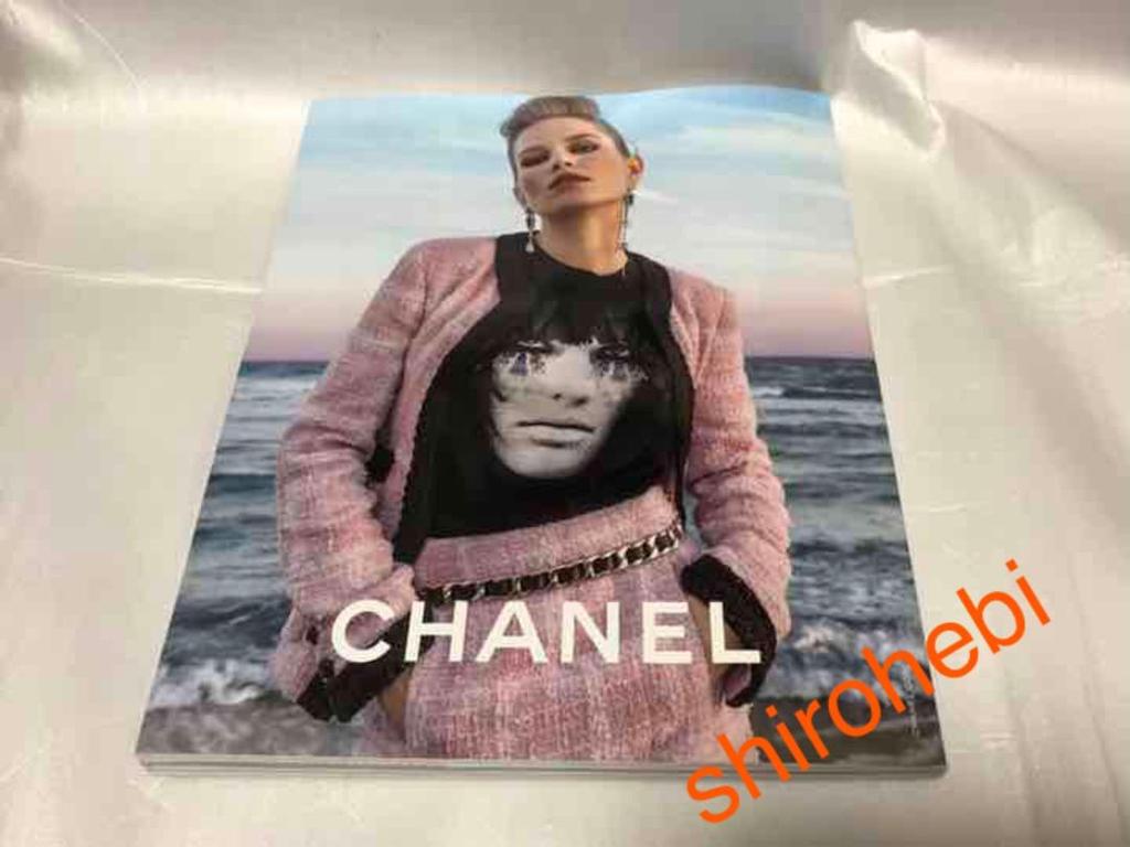 [USED] BTS VOGUE KOREA January 2022 Issue with Japanese Translation