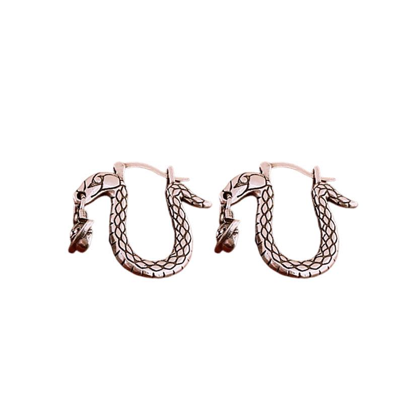 Saturn U-Shaped Serpentine Ear Cuff: Retro Design Earrings with High-End Fashion Temperament.