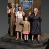 Royal Model 1/35 Scale Resin Kit RM827 World War II: The War Is Over - A Family Rejoicing at the End of the War (Set of 5)