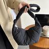 Female Puffer Shoulder Bag Trendy Soft Down Pillow Shopper Bag with Zipper Quilted Simple Crossbody Bag for Teenage Girls