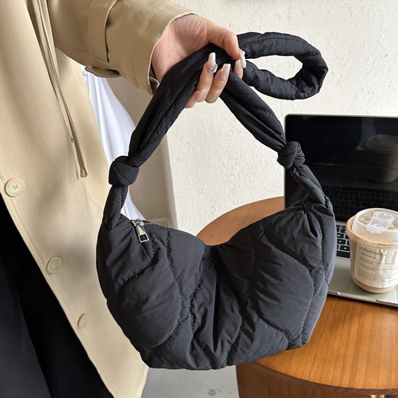 Female Puffer Shoulder Bag Trendy Soft Down Pillow Shopper Bag with Zipper Quilted Simple Crossbody Bag for Teenage Girls
