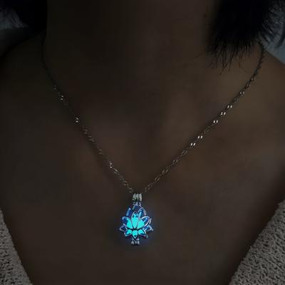 European and American Popular Lotus Photo Box Luminous Pendant Female Simple Night Luminous Necklace