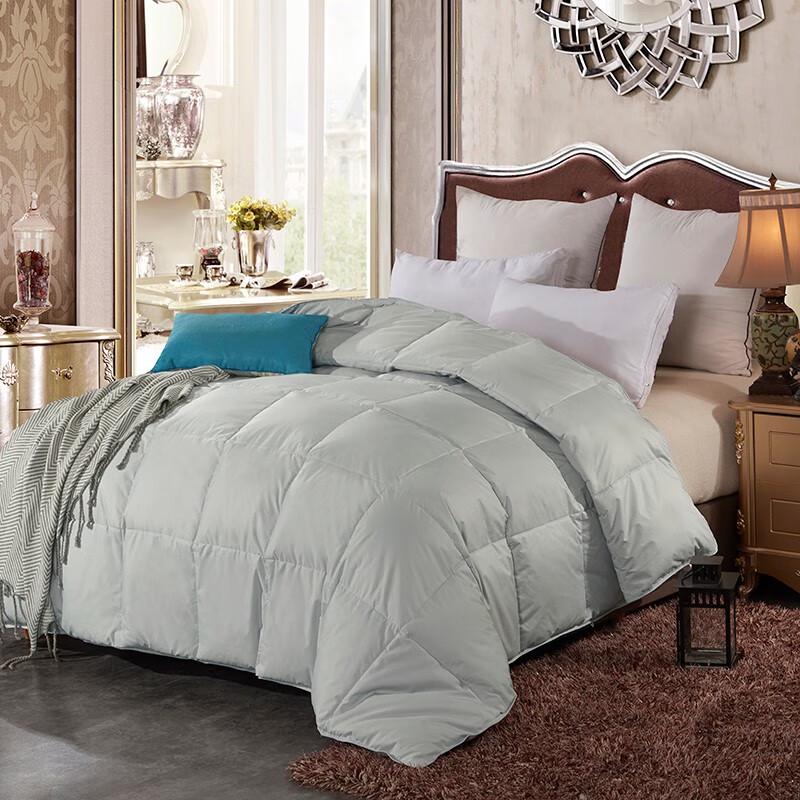 

YXJ-1558 Down Comforter