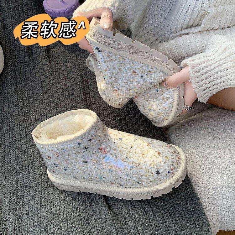 

Xiaoxiangfeng color waterproof snow boots women s 2025 new versatile flat-bottomed velvet thickened thermal short cotton shoes 40