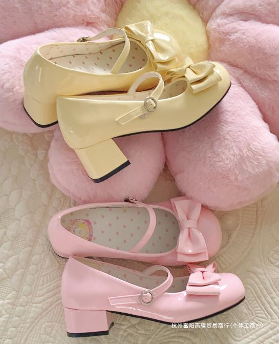 [Spot] Medium heel sweetheart small roll, flower roll fried rice cute lolita girl round head bow shoes