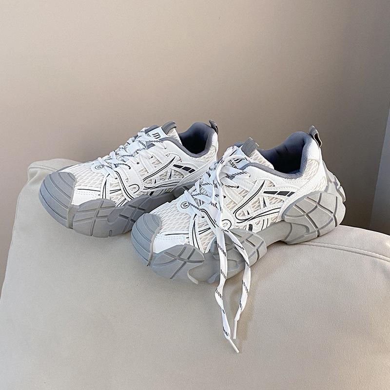 

Платформенные кроссовки «папины кроссовки» женские лето 2025 новые универсальные маленькие легкие дышащие повседневные туфли туфли на платформе 40 бежевый