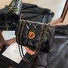 Rhombus chain bag women's new popular versatile shoulder messenger bag high-end commuter small square bag