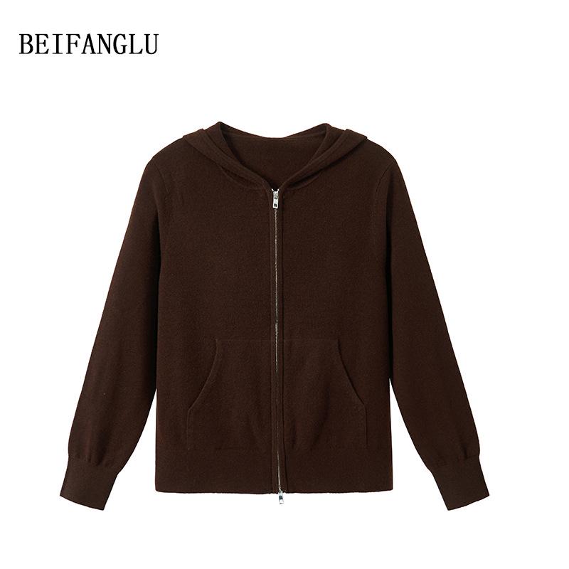 Northern Deer Women's 100% Wool Hooded Zip-Up Knit Cardigan - Early Autumn 2025 Collection
