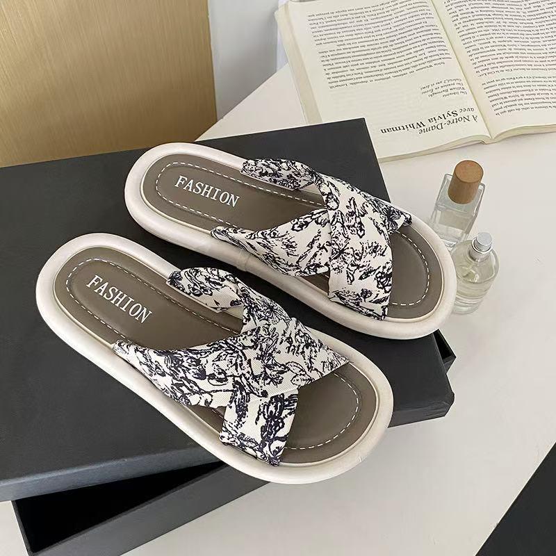 Women's 2025 New Style Flat Bottom Chinese-Style Summer Flip-Flops - Soft Surface Sandals for Pregnant Women