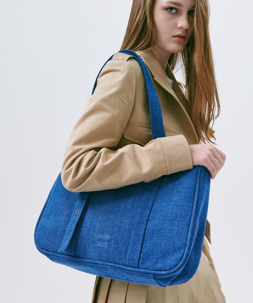 Jedrefeb5 Slant Large Shoulder Bag Blue